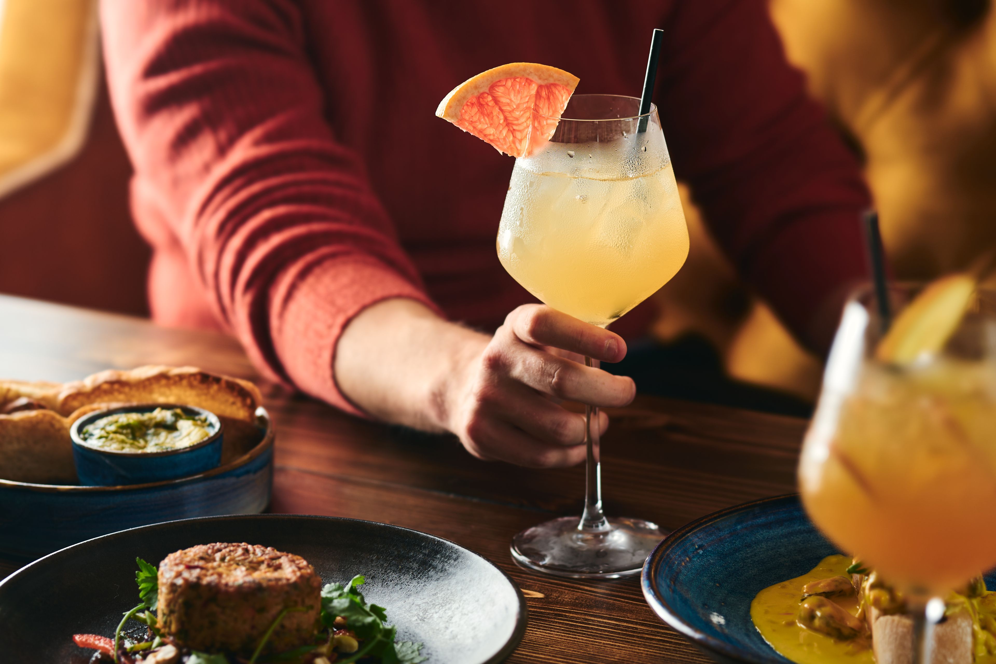 Spritz season isn’t over. Explore our autumn and winter spritz collection, crafted for cosy evenings across the South West